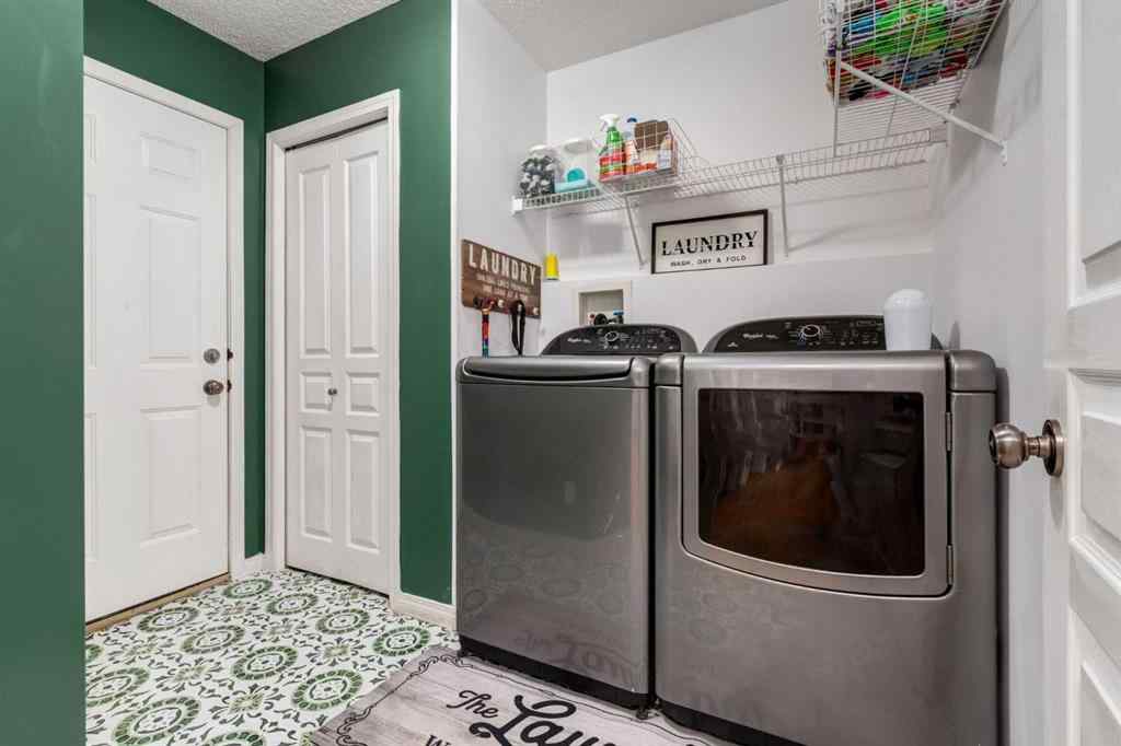 MLS® A2267348 - 255 Springmere Road  in Westmere Chestermere, Residential