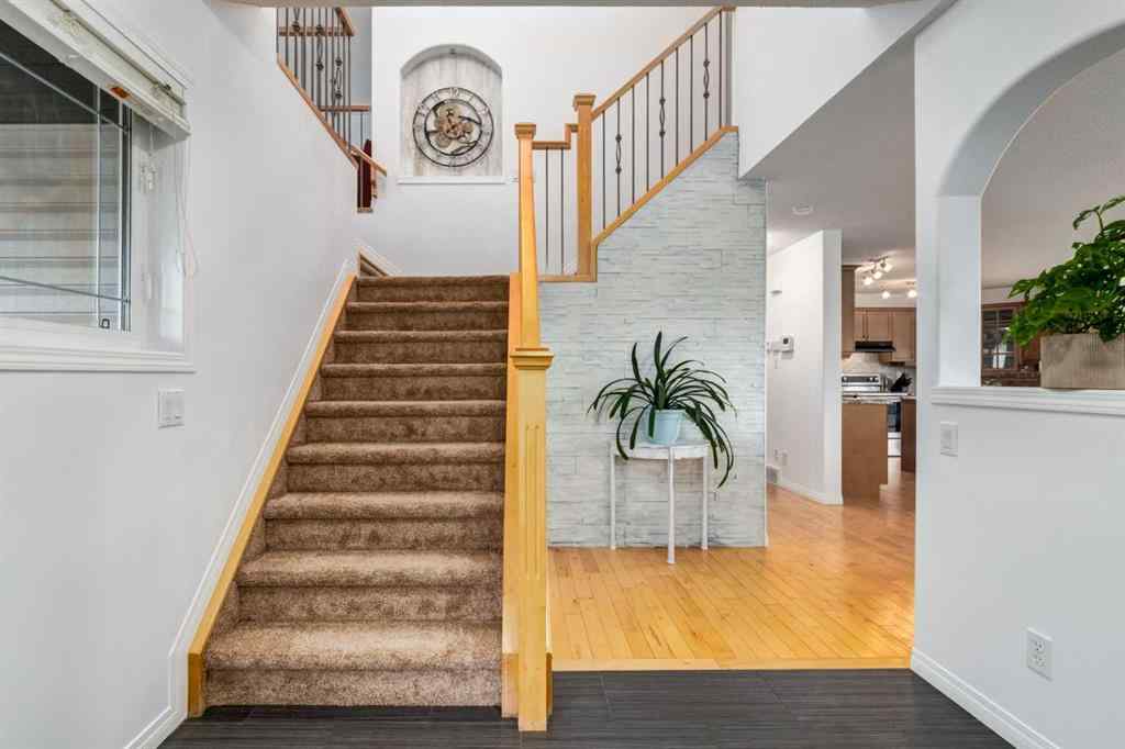 MLS® A2267348 - 255 Springmere Road  in Westmere Chestermere, Residential