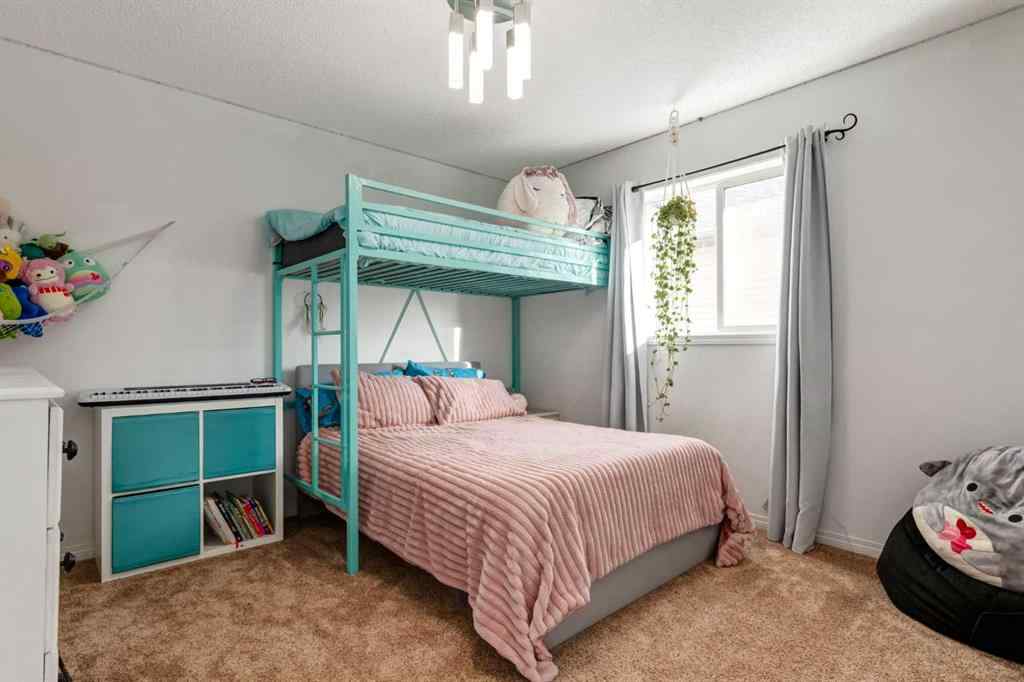 MLS® A2267348 - 255 Springmere Road  in Westmere Chestermere, Residential