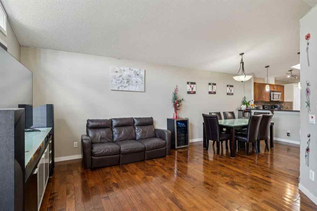 MLS® A2267349 - 22 Auburn Bay View SE in Auburn Bay Calgary, Residential