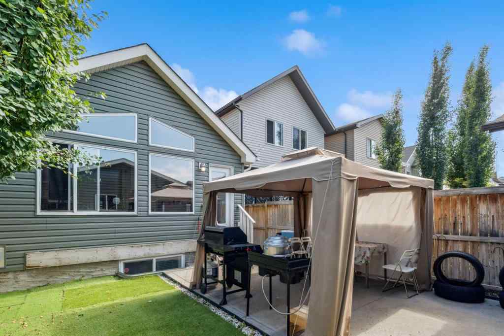 MLS® A2267349 - 22 Auburn Bay View SE in Auburn Bay Calgary, Residential