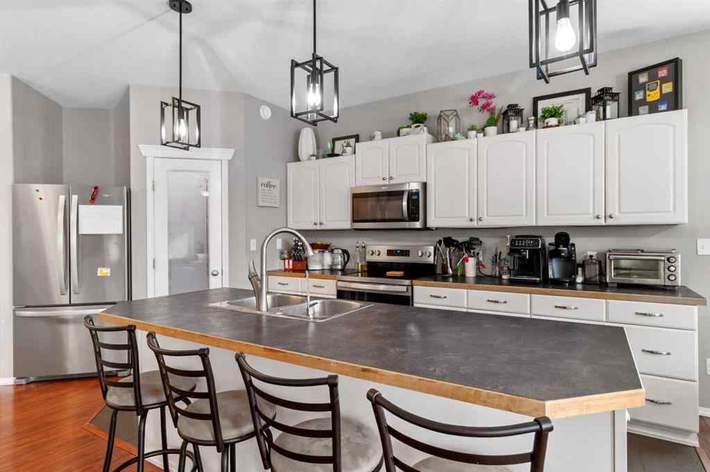 MLS® A2267350 - 10 Fawn Meadows Crescent   in Fawn Meadows Delburne, Residential