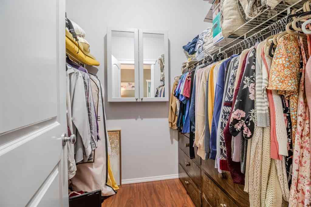 MLS® A2267350 - 10 Fawn Meadows Crescent   in Fawn Meadows Delburne, Residential