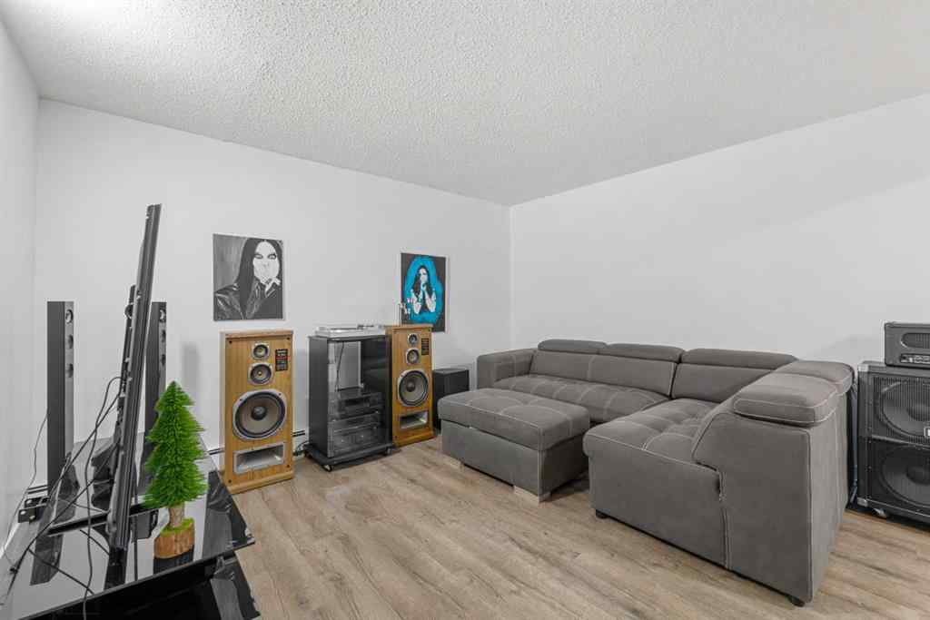 MLS® A2267352 - Unit #205 4328 4 Street NW in Highland Park Calgary, Residential