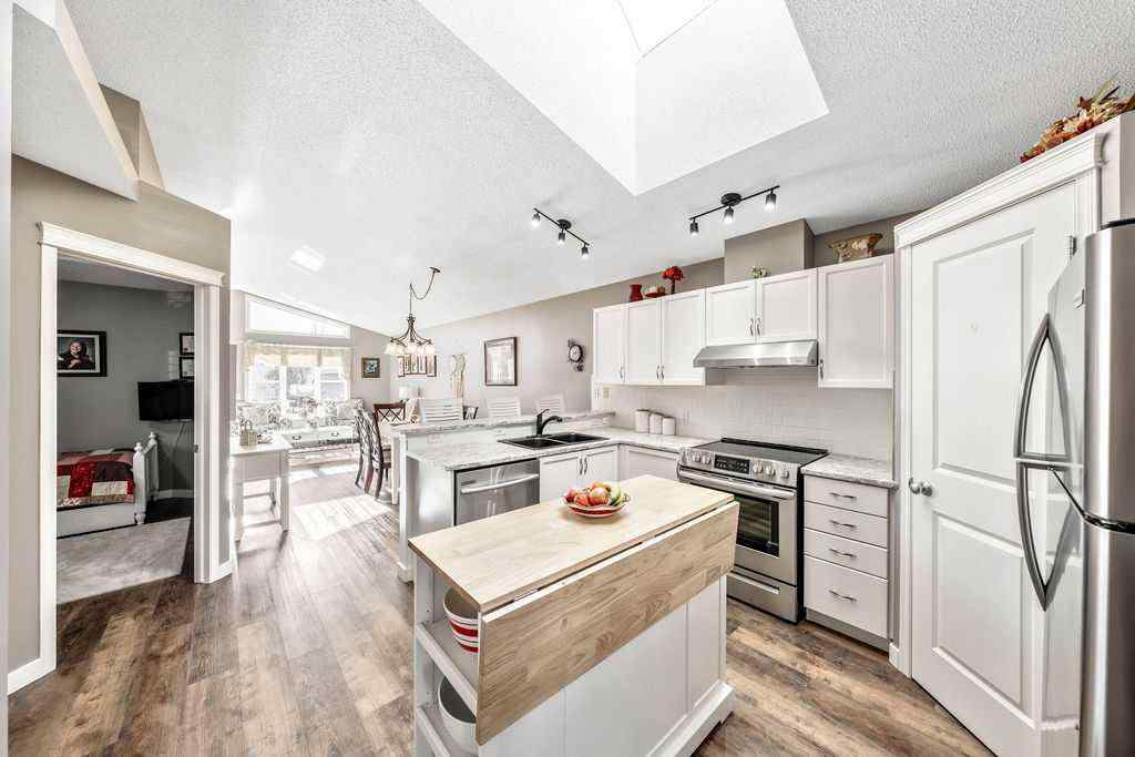 MLS® A2267355 - 101 Prestwick Avenue SE in McKenzie Towne Calgary, Residential