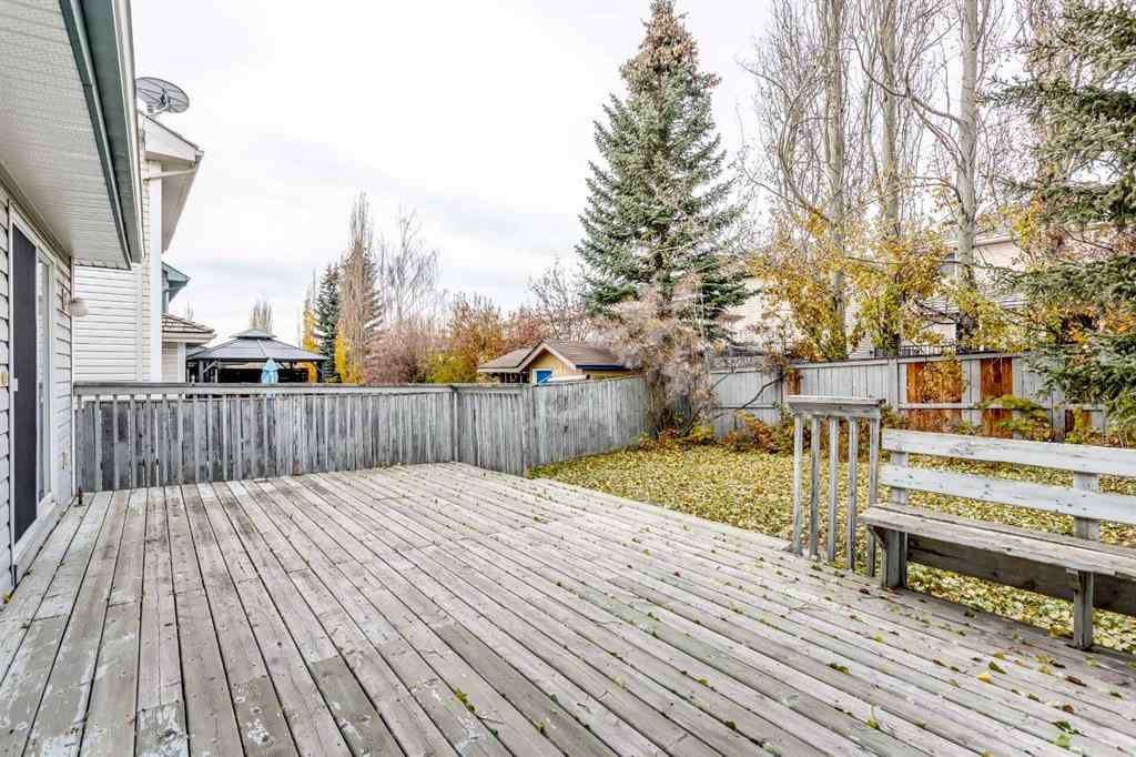 MLS® A2267356 - 29 Spring Crescent SW in Springbank Hill Calgary, Residential