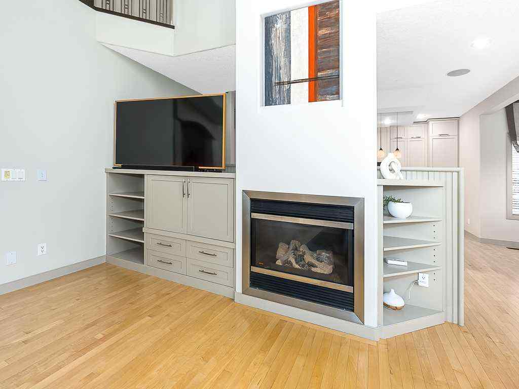 MLS® # A2267358 - 91 Discovery Ridge Boulevard SW in Discovery Ridge Calgary, Residential Open Houses