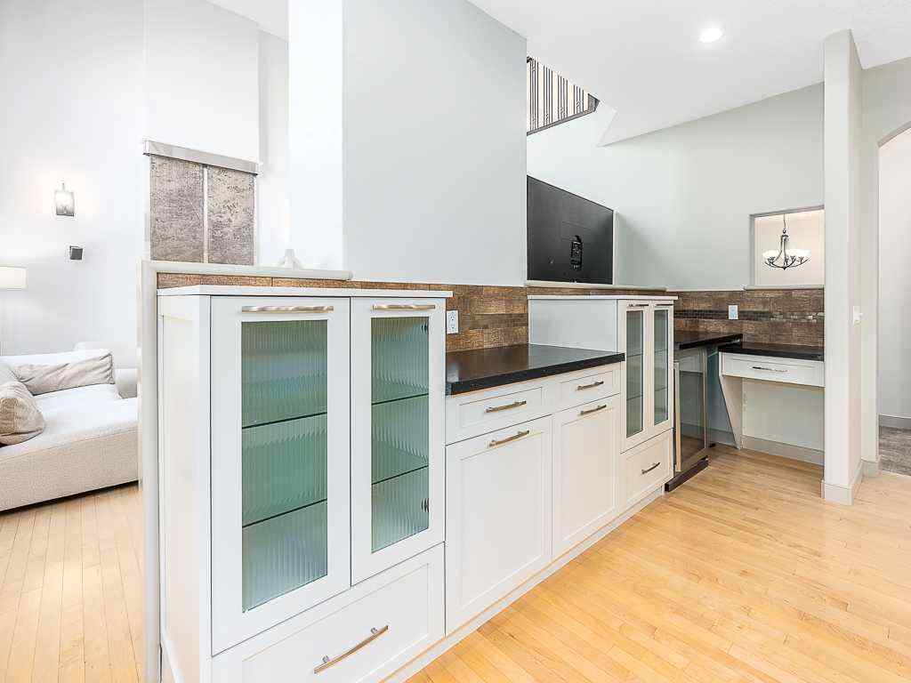 MLS® # A2267358 - 91 Discovery Ridge Boulevard SW in Discovery Ridge Calgary, Residential Open Houses