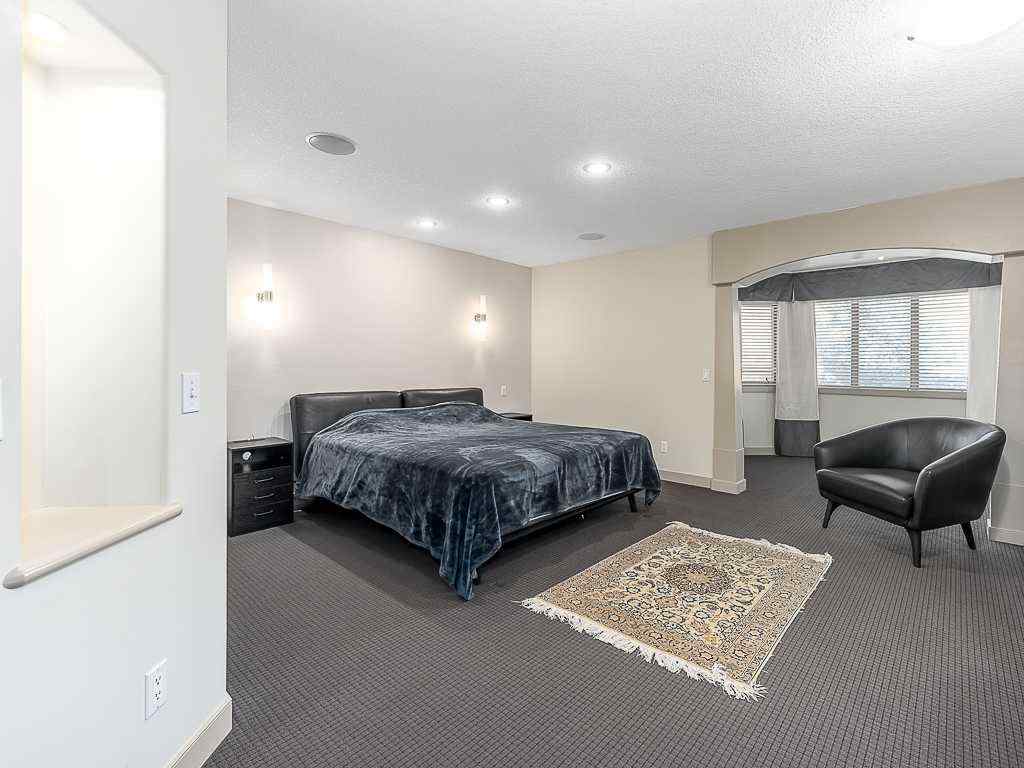 MLS® # A2267358 - 91 Discovery Ridge Boulevard SW in Discovery Ridge Calgary, Residential Open Houses