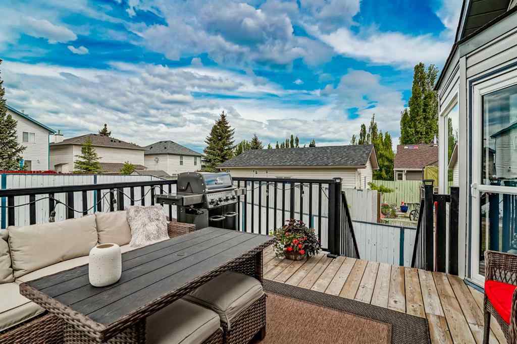 MLS® A2267361 - 47 Harvest Glen Rise NE in Harvest Hills Calgary, Residential