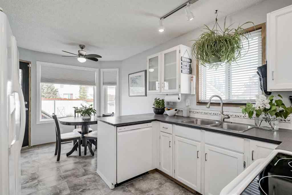 MLS® A2267361 - 47 Harvest Glen Rise NE in Harvest Hills Calgary, Residential