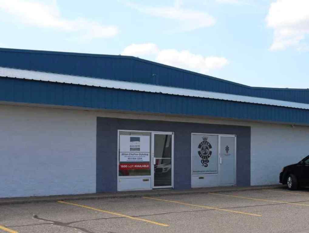 MLS® A2267363 - 3608 14 Avenue N in Churchill Industrial Park Lethbridge, Commercial