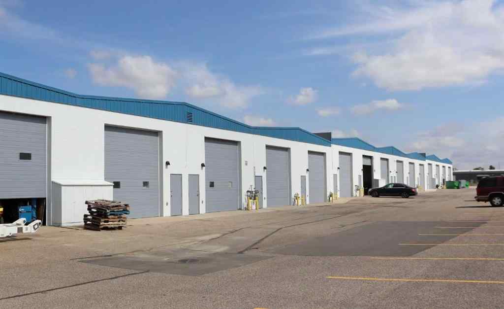 MLS® A2267363 - 3608 14 Avenue N in Churchill Industrial Park Lethbridge, Commercial
