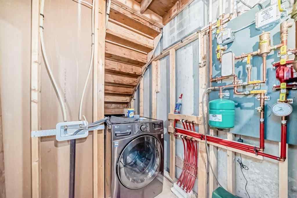 MLS® A2267367 - 4640 15 Avenue NW in Montgomery Calgary, Residential