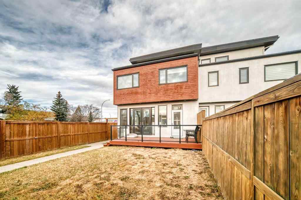 MLS® A2267367 - 4640 15 Avenue NW in Montgomery Calgary, Residential