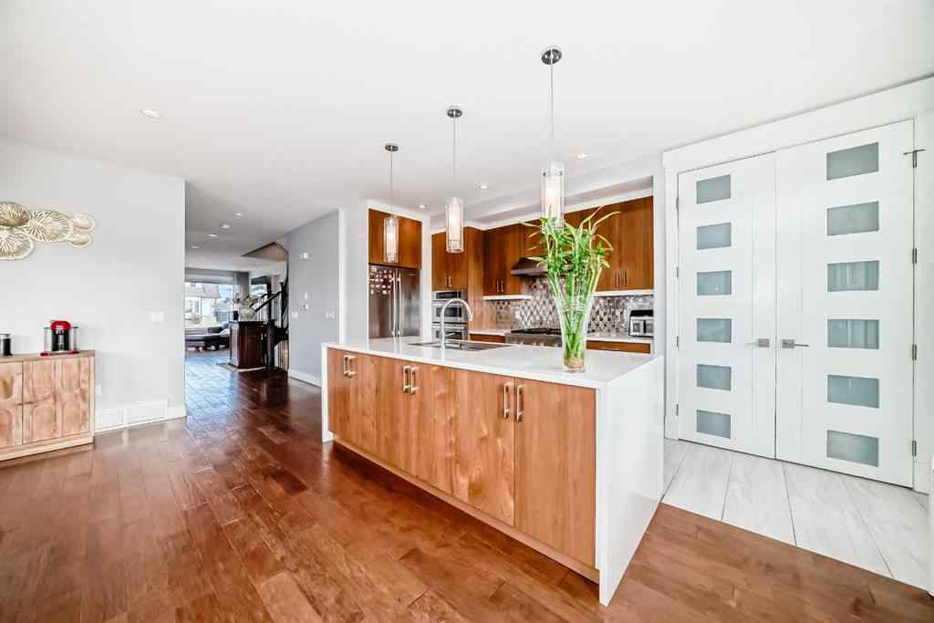 MLS® A2267367 - 4640 15 Avenue NW in Montgomery Calgary, Residential