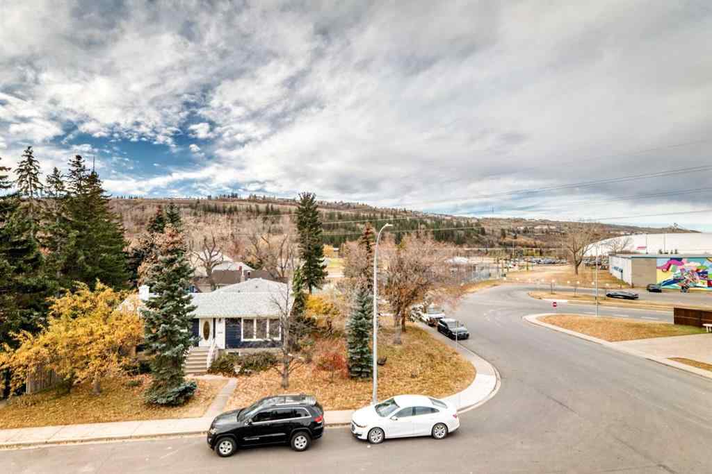 MLS® A2267367 - 4640 15 Avenue NW in Montgomery Calgary, Residential