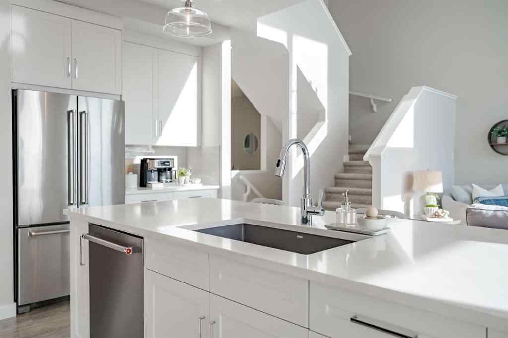 MLS&reg; # A2267368 - 222 Kingfisher Crescent SE in Kings Heights Airdrie, Residential Open Houses