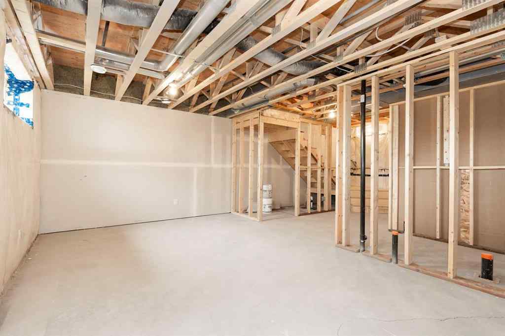 MLS® A2267373 - 304 S 50 W   in NONE Raymond, Residential