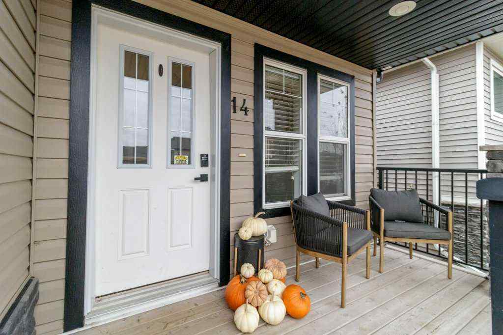 MLS® A2267377 - 14 Village Crescent  in Vanier East Red Deer, Residential