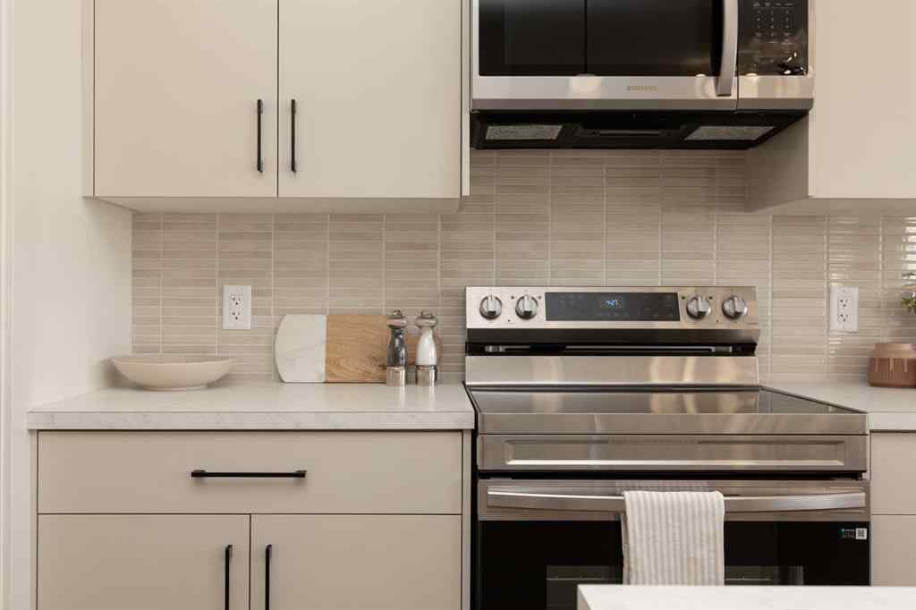 MLS® A2267378 - 306 S 50 W   in NONE Raymond, Residential