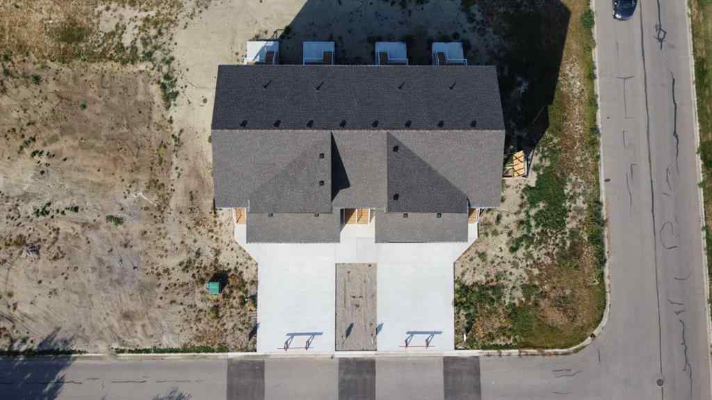 MLS® A2267379 - 308 S 50 W   in NONE Raymond, Residential