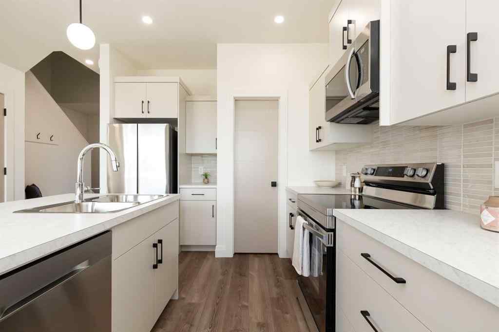 MLS® A2267379 - 308 S 50 W   in NONE Raymond, Residential