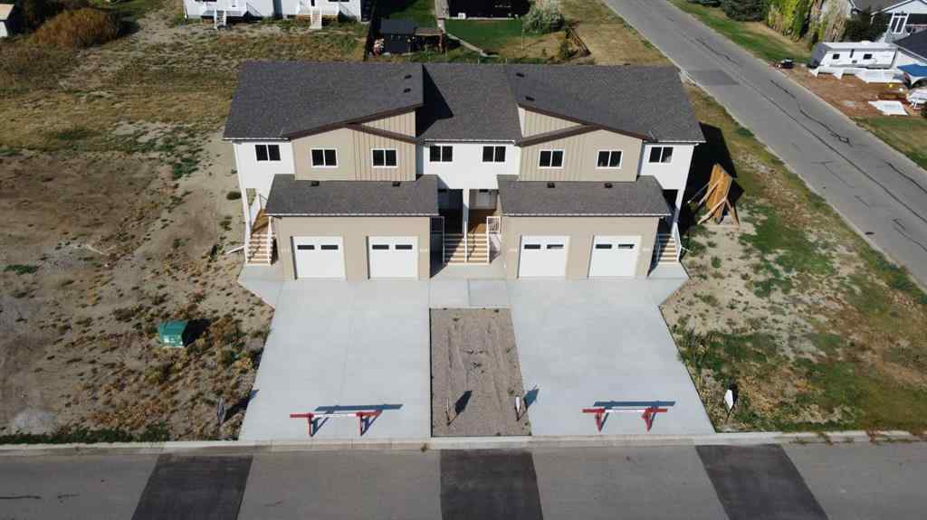 MLS® A2267381 - 310 S 50 W   in NONE Raymond, Residential