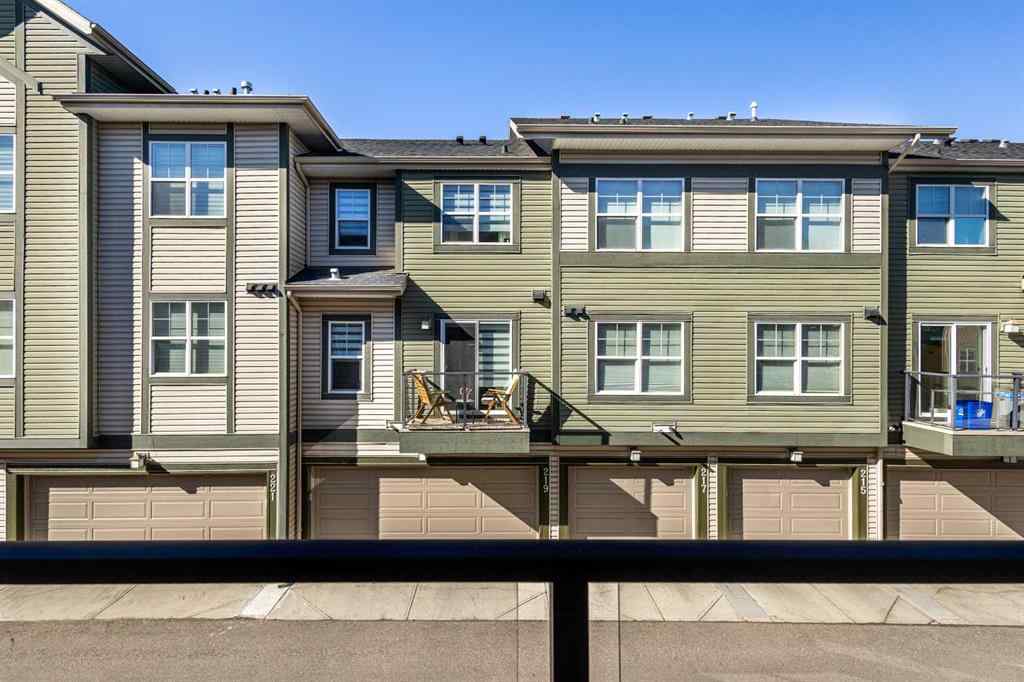 MLS® A2267383 - 619 Mckenzie Towne Square SE in McKenzie Towne Calgary, Residential