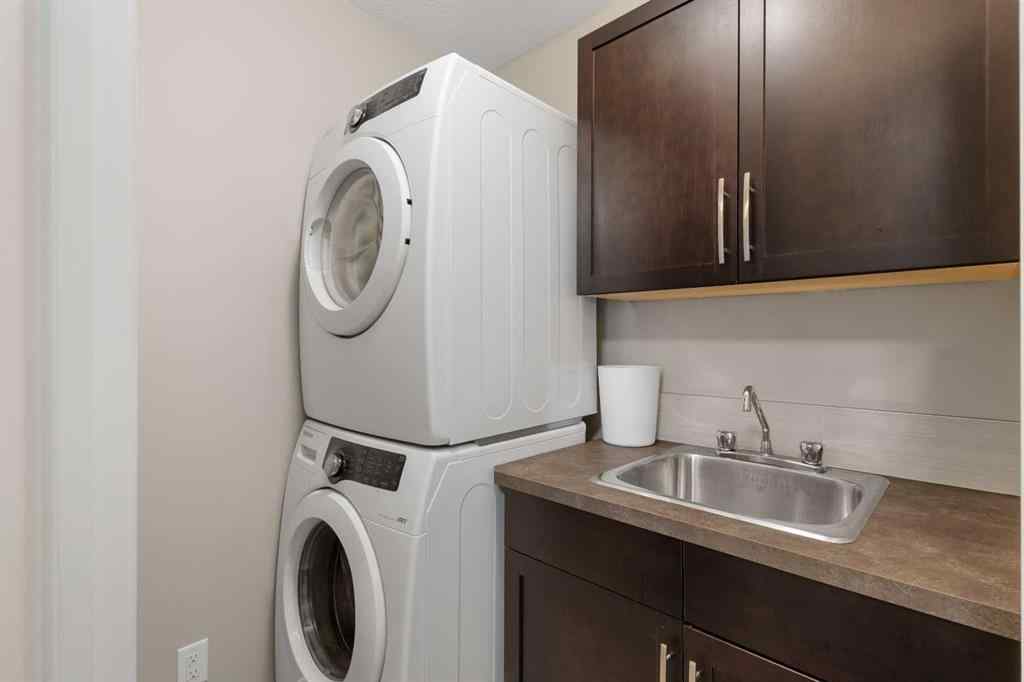 MLS® A2267383 - 619 Mckenzie Towne Square SE in McKenzie Towne Calgary, Residential