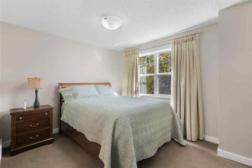 MLS® A2267383 - 619 Mckenzie Towne Square SE in McKenzie Towne Calgary, Residential