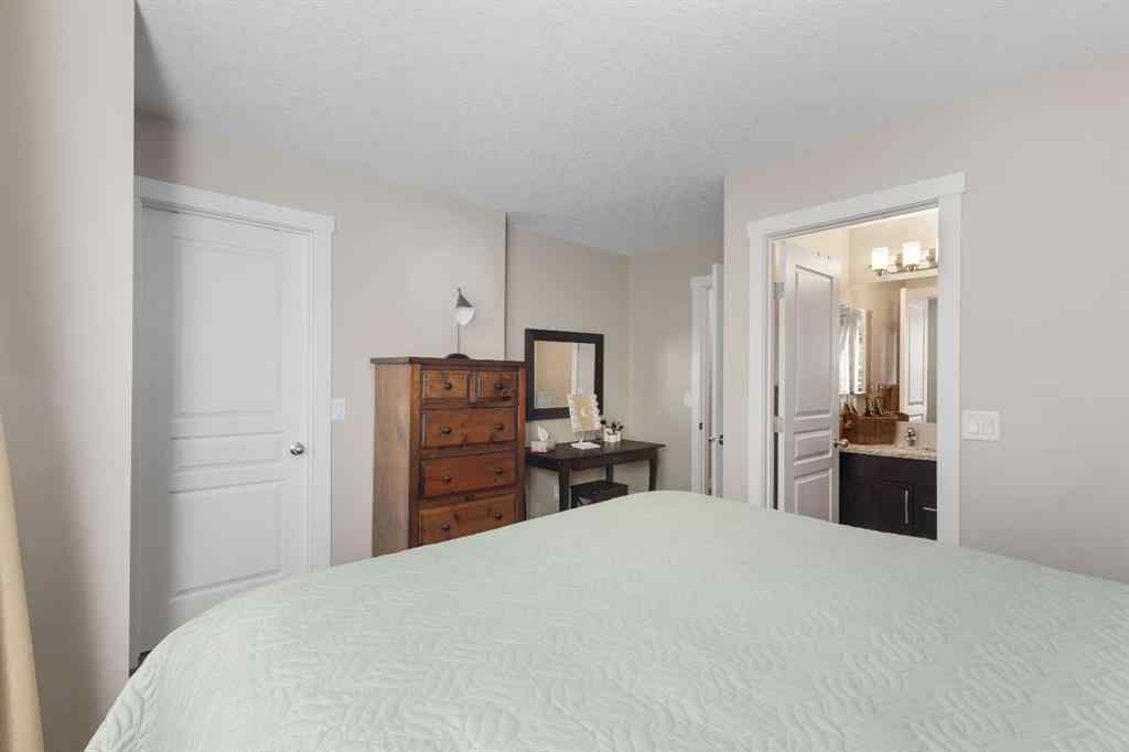 MLS® A2267383 - 619 Mckenzie Towne Square SE in McKenzie Towne Calgary, Residential