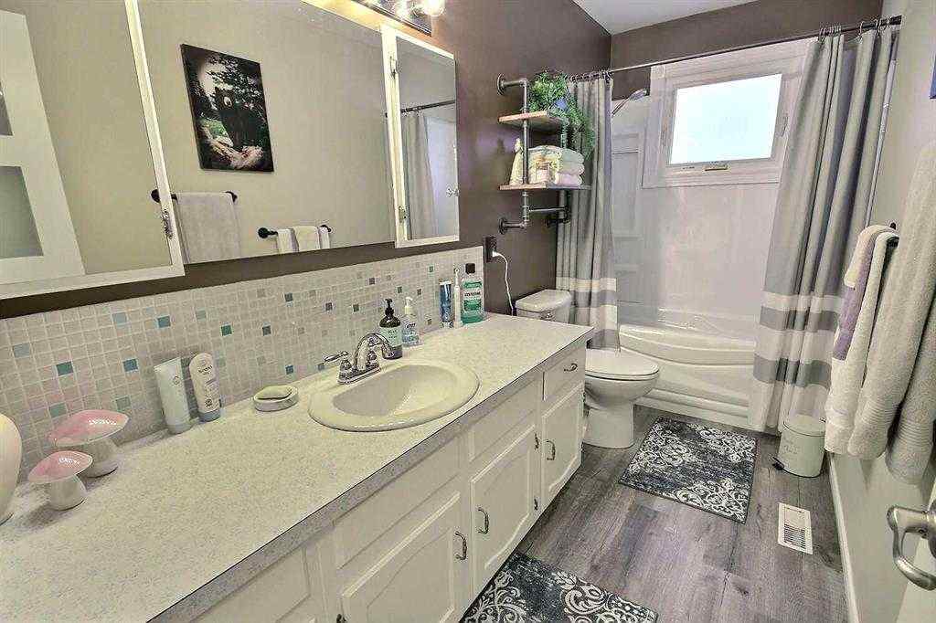 MLS® A2267384 - 4801 45 Street  in NONE St. Paul, Residential