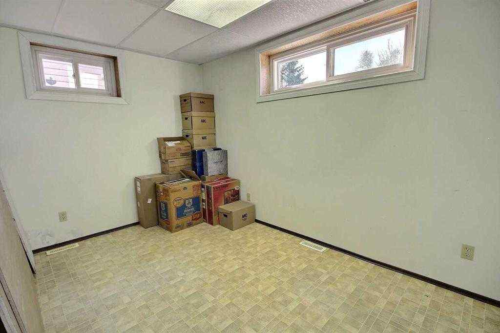 MLS® A2267384 - 4801 45 Street  in NONE St. Paul, Residential