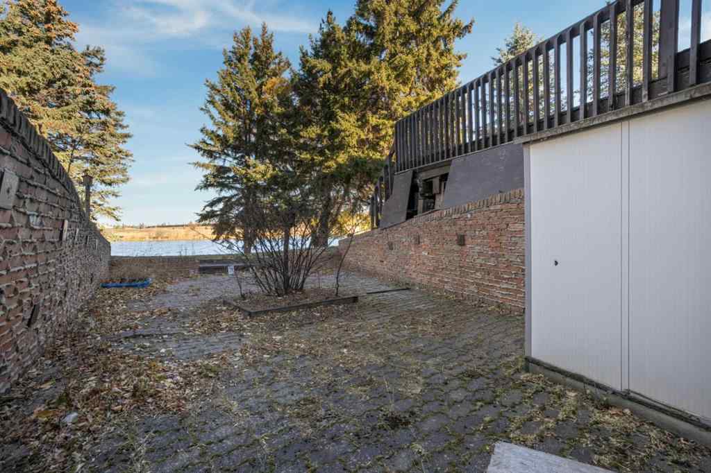 MLS® A2267386 - 4211 69 Street  in Duggan Park Camrose, Residential