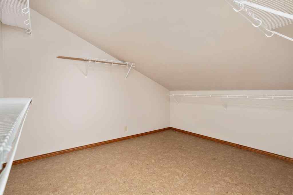 MLS® A2267386 - 4211 69 Street  in Duggan Park Camrose, Residential