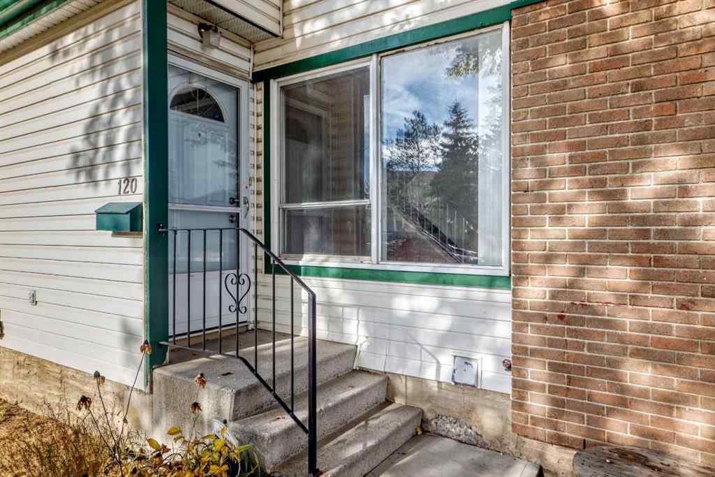 MLS® A2267387 - 120 Pennsylvania Road SE in Penbrooke Meadows Calgary, Residential