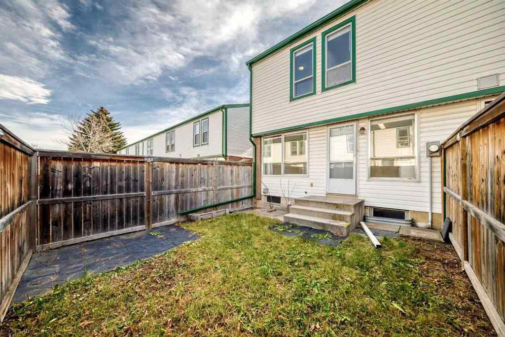 MLS® A2267387 - 120 Pennsylvania Road SE in Penbrooke Meadows Calgary, Residential