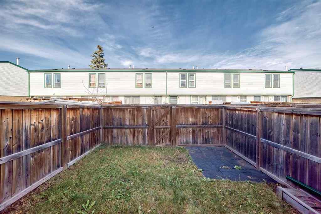 MLS® A2267387 - 120 Pennsylvania Road SE in Penbrooke Meadows Calgary, Residential