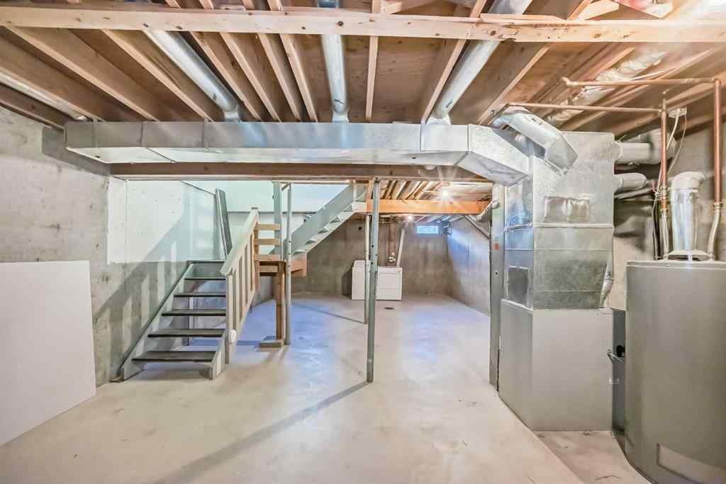 MLS® A2267387 - 120 Pennsylvania Road SE in Penbrooke Meadows Calgary, Residential