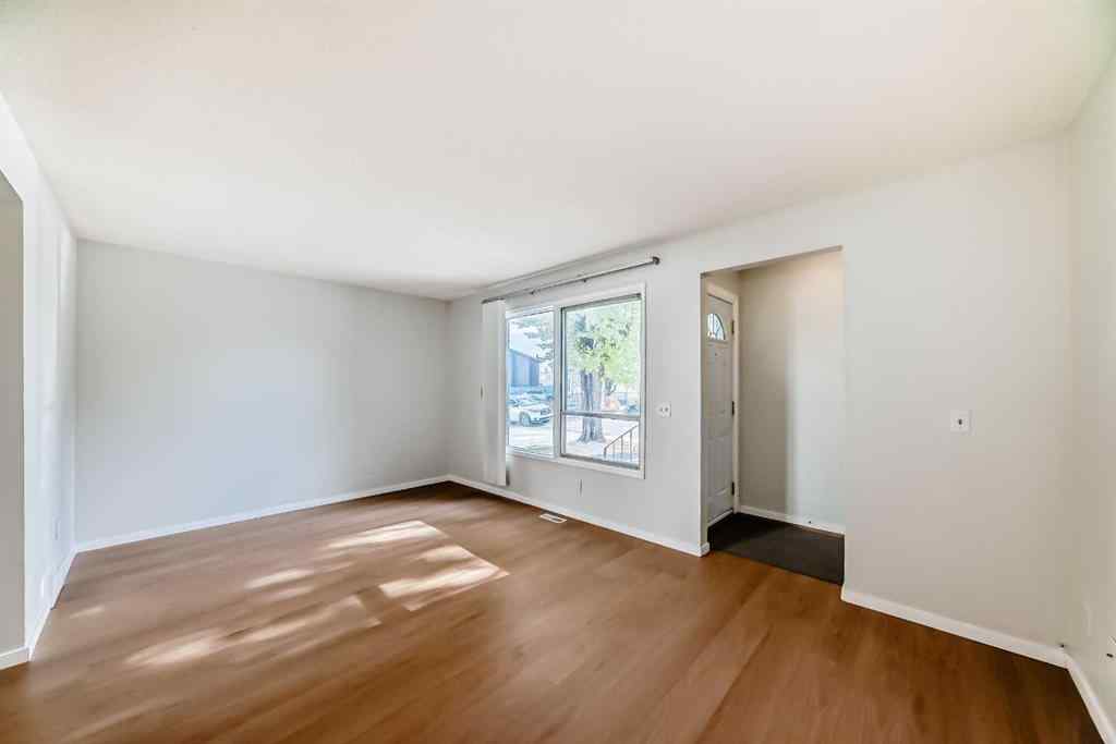 MLS® A2267387 - 120 Pennsylvania Road SE in Penbrooke Meadows Calgary, Residential