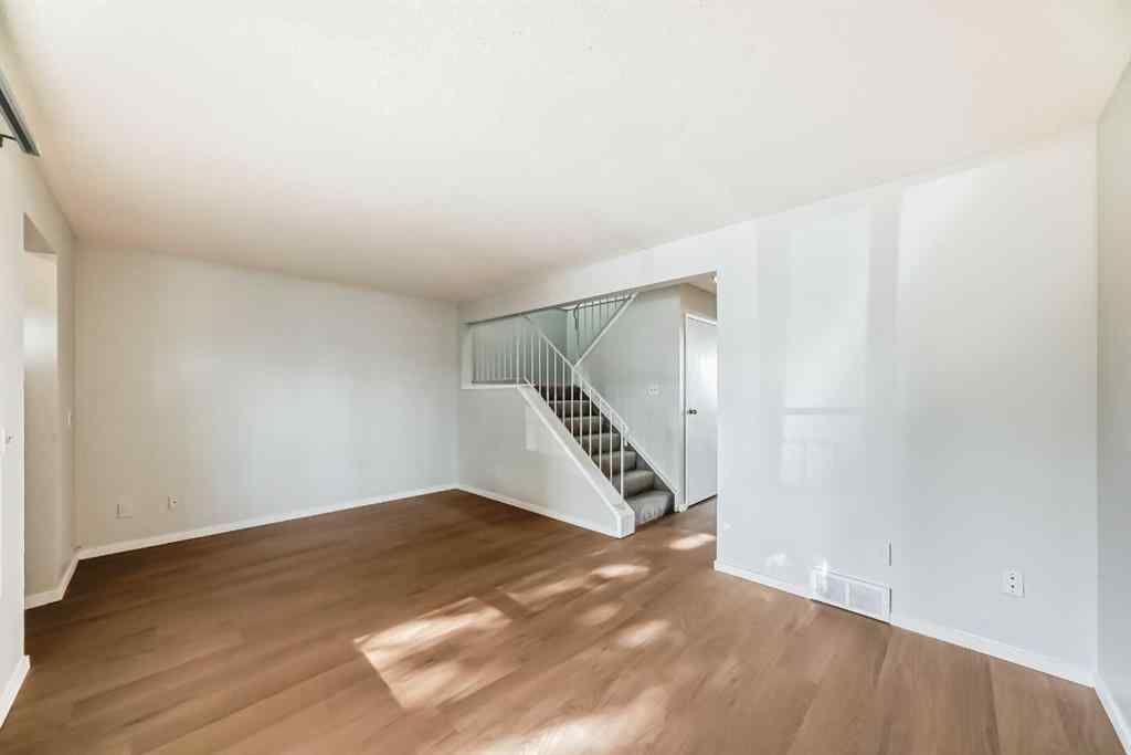 MLS® A2267387 - 120 Pennsylvania Road SE in Penbrooke Meadows Calgary, Residential