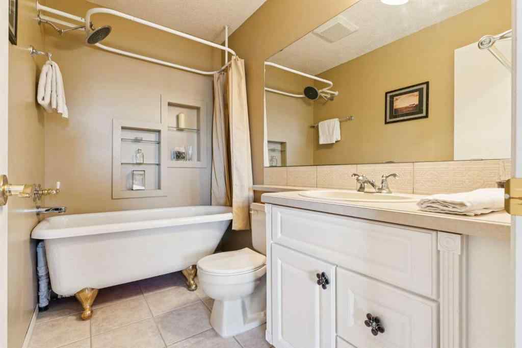 MLS® A2267388 - 15 Millrise Lane SW in Millrise Calgary, Residential