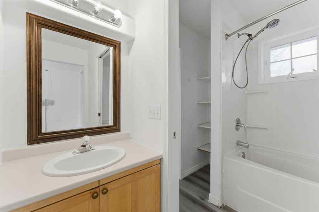 MLS® A2267389 - Unit #118 55 Fairways Drive NW in Fairways Airdrie, Residential