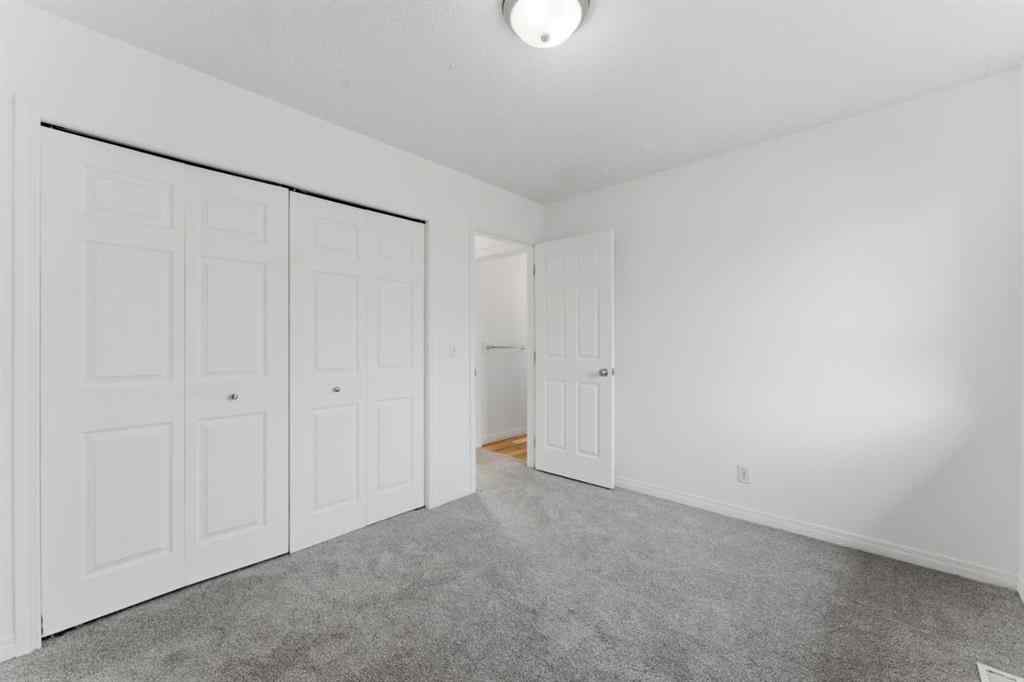 MLS® A2267389 - Unit #118 55 Fairways Drive NW in Fairways Airdrie, Residential