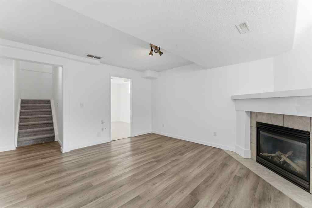 MLS® A2267389 - Unit #118 55 Fairways Drive NW in Fairways Airdrie, Residential