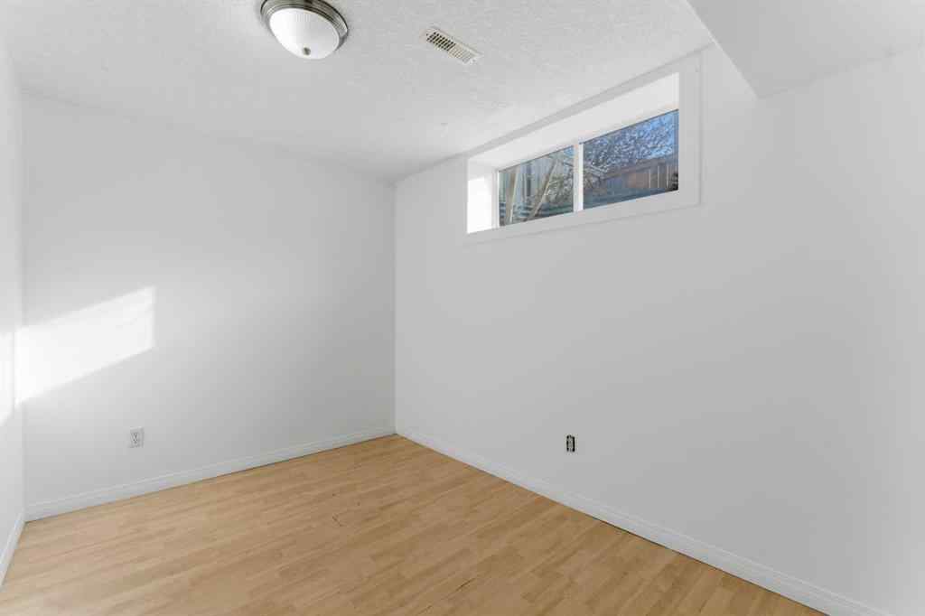 MLS® A2267389 - Unit #118 55 Fairways Drive NW in Fairways Airdrie, Residential