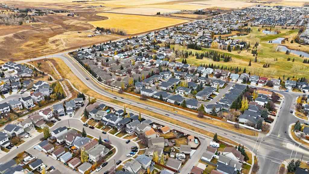 MLS® A2267389 - Unit #118 55 Fairways Drive NW in Fairways Airdrie, Residential