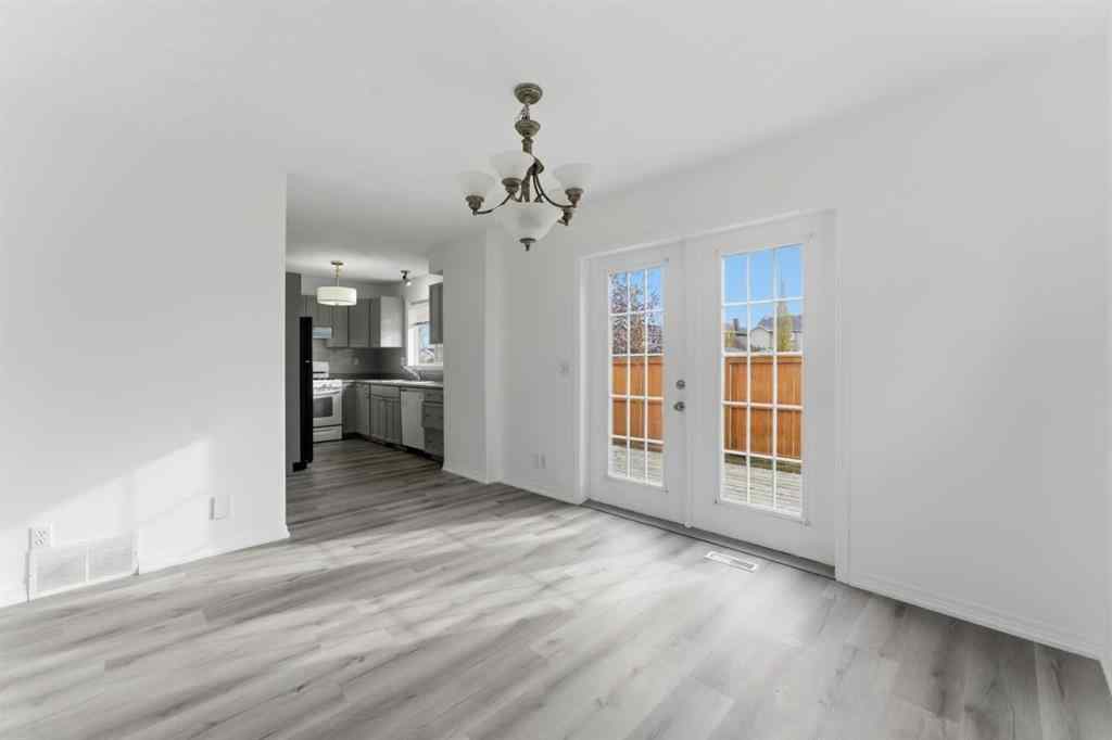 MLS® A2267389 - Unit #118 55 Fairways Drive NW in Fairways Airdrie, Residential