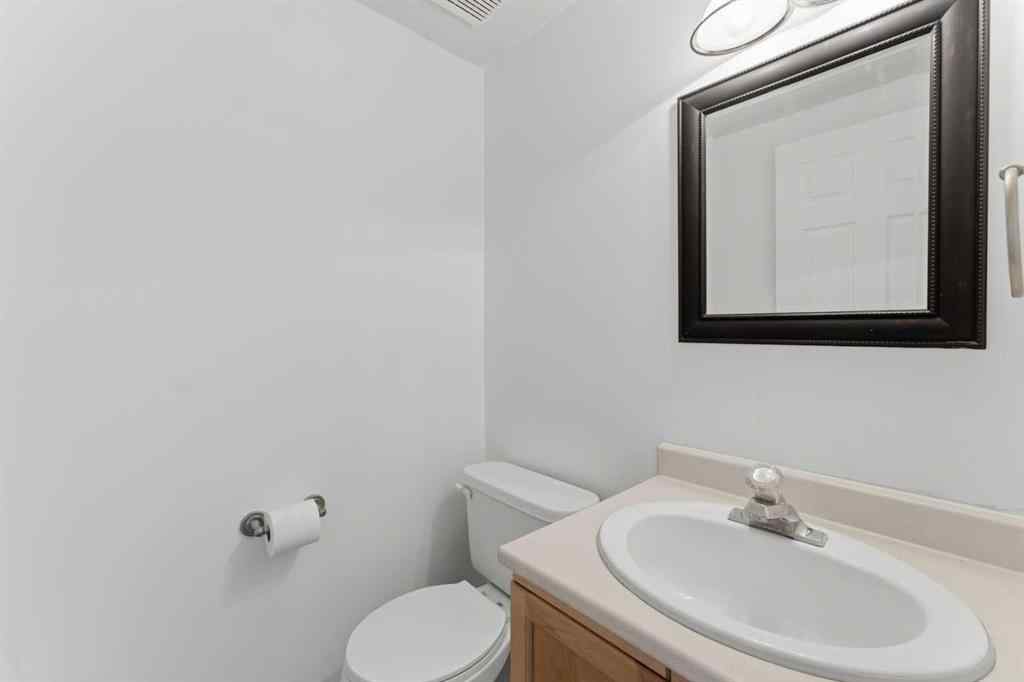 MLS® A2267389 - Unit #118 55 Fairways Drive NW in Fairways Airdrie, Residential